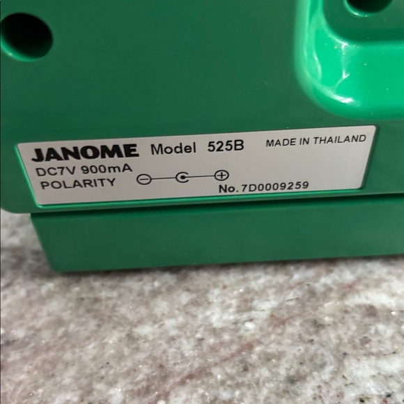 Janome New Home Rare Watermelon Model 525B Sewing Machine Works Great! W/ Extras - Picture 16 of 16